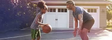 华体会hth体育：室内健身穿运动衣服好吗